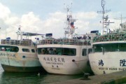 fishingboats_0113c